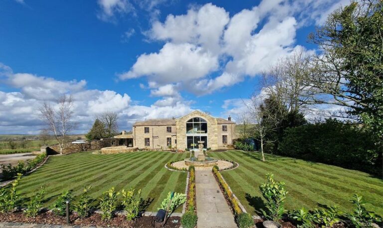 336495525_213271197959683_7323397787188389269_n