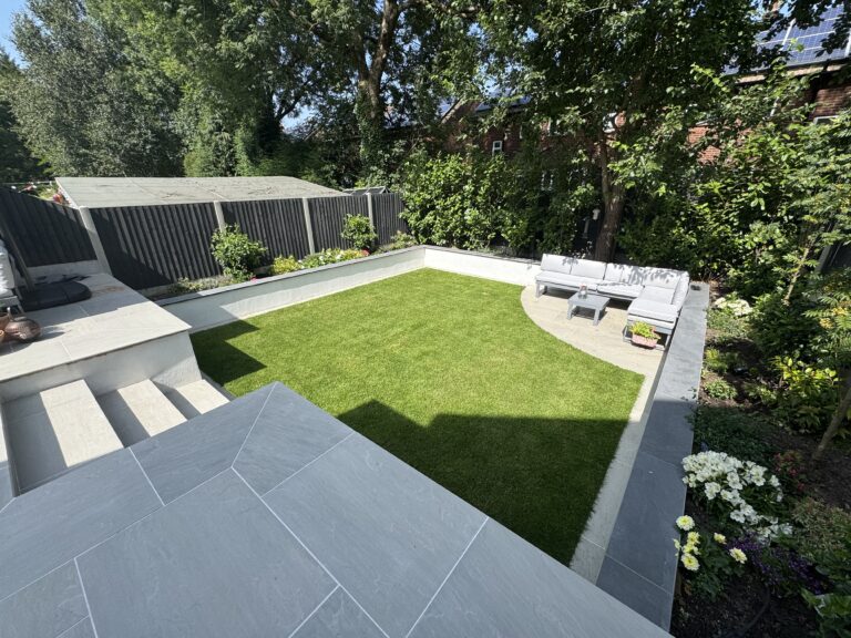 Modern Porcelain - Stalybridge